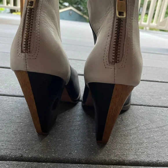 Gorgeous two-tone Nina Payne ankle booties size 39 - Picture 3 of 4